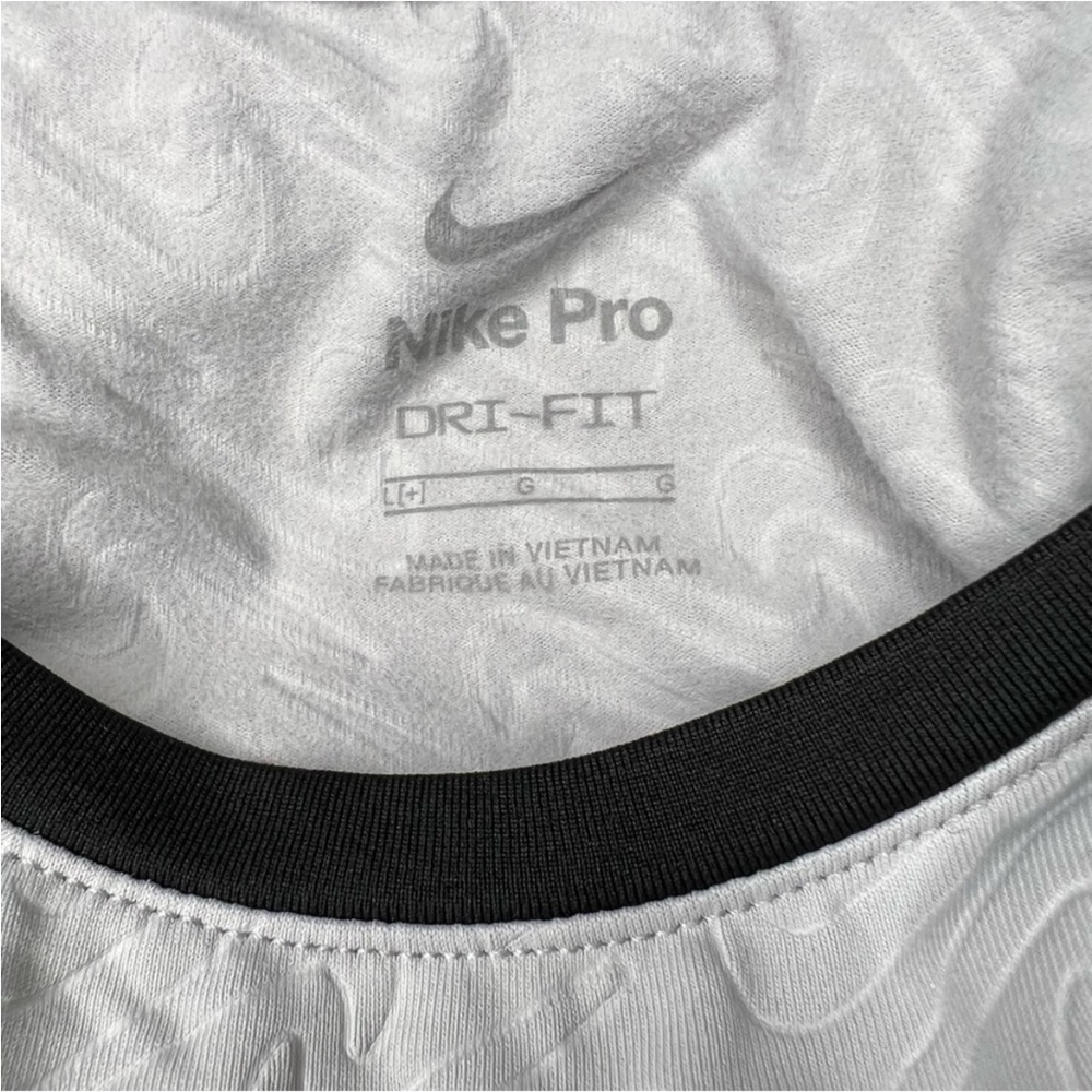 Nike Pro Dri-FIT Big Kids' (Girls) Long-Sleeve Training Top - Picture 8 of 14